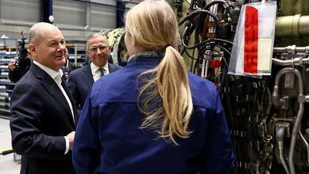 Bundeskanzler Scholz besucht seinen Wahlkreis